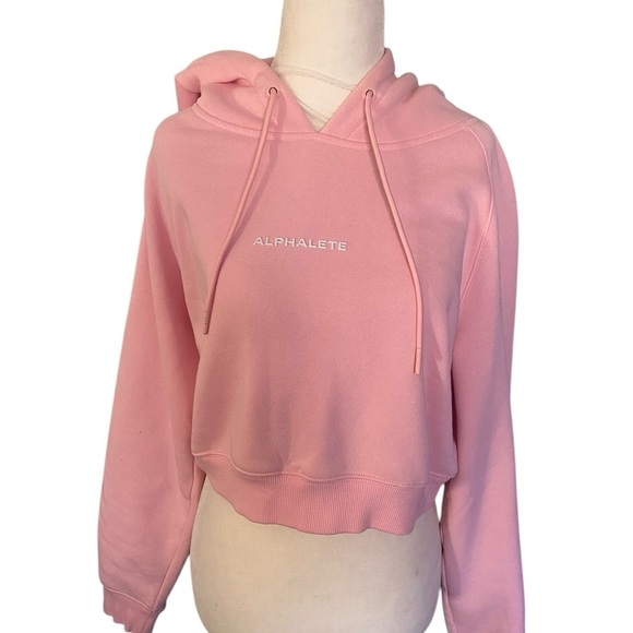 Alphalete Tops - Alphaletete Bubblegum Pink Cropped pullover